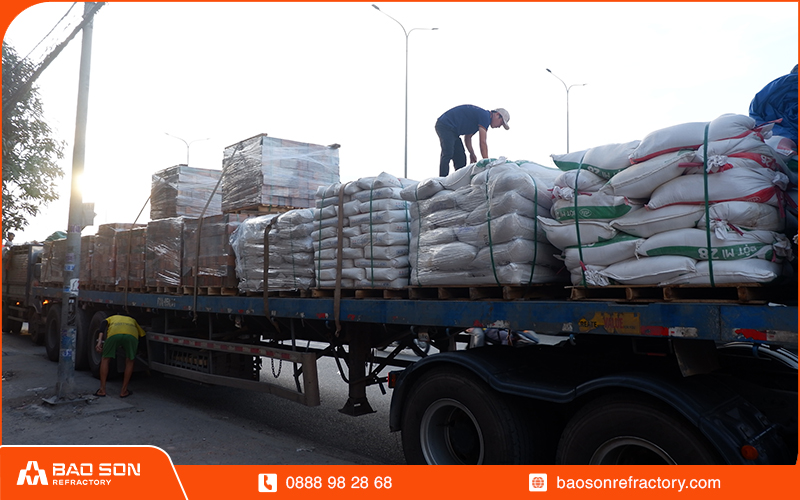 A shipment of A600 refractory cement for the customer