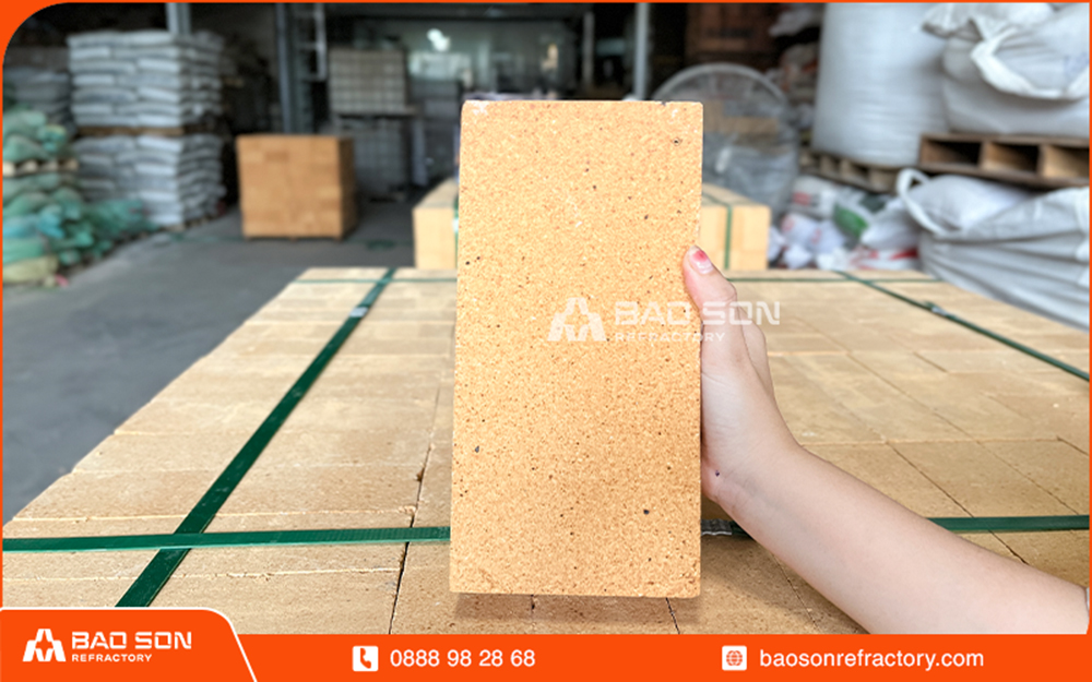 hình chụp gạch chịu lửa cao nhôm 55%
