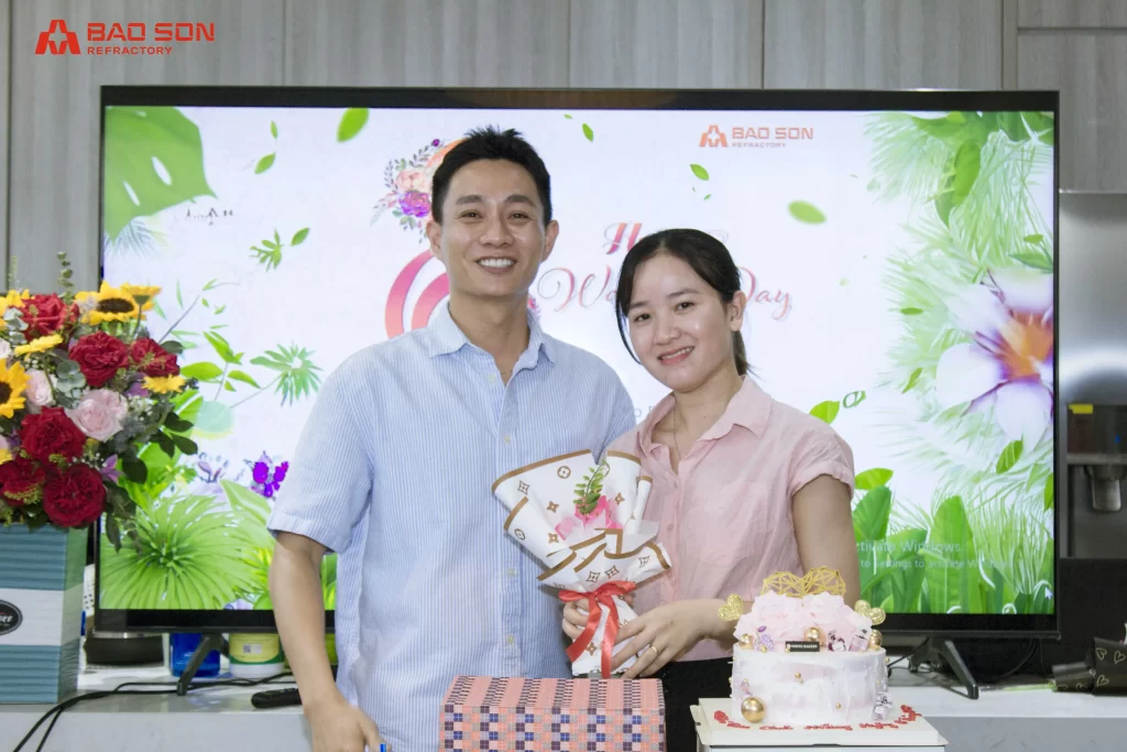 Ngày 8 tháng 3 tại công ty Bảo Sơn