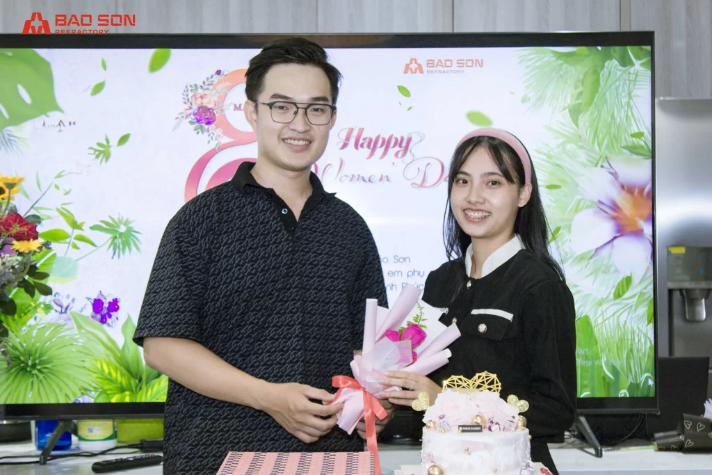 Ngày 8 tháng 3 tại công ty Bảo Sơn